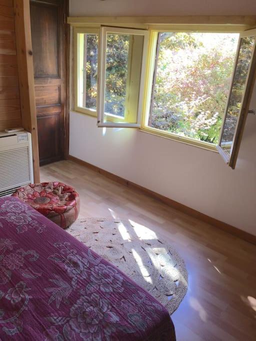 Villa Lerable Pourpre De La Grotte Au Lion Arbon Exterior foto