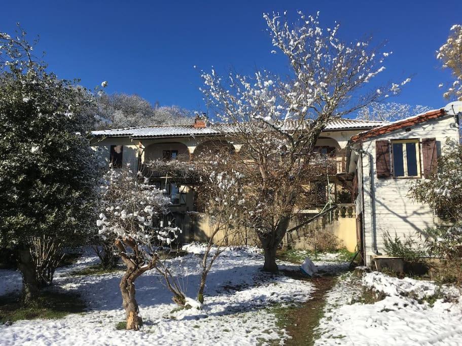 Villa Lerable Pourpre De La Grotte Au Lion Arbon Exterior foto