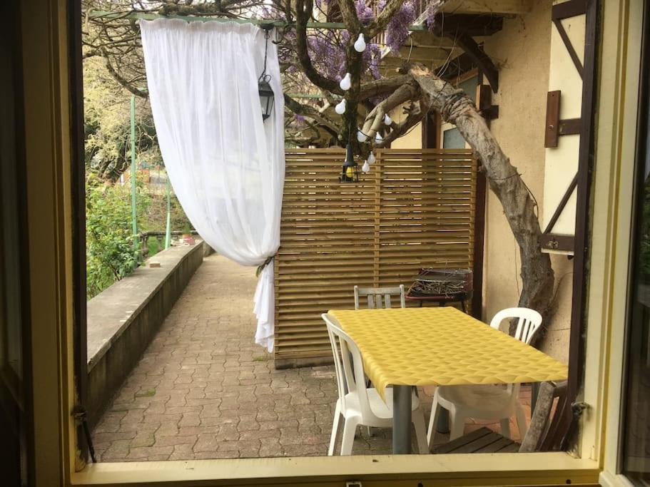 Villa Lerable Pourpre De La Grotte Au Lion Arbon Exterior foto